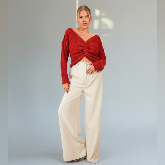 NEW•16•Minimalist Brick Red Twist Reversible Sweater - Picture 2 of 13